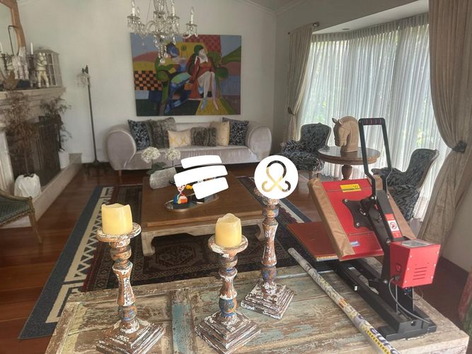 Casa de 5 alcobas en venta en El Tesoro, Medellín, 1280 m² · foto 2 de 13