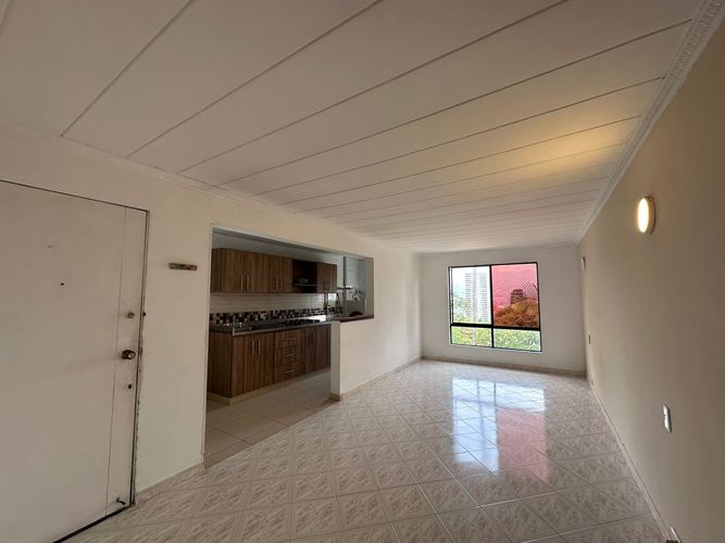 Apartamento de 3 alcobas en arriendo en Los Naranjos, Medellín, 65 m² · foto 2 de 17