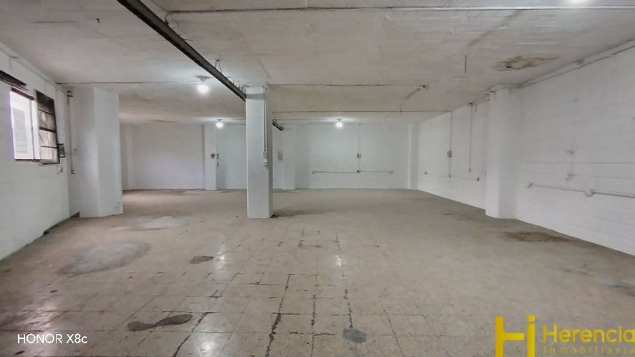 Bodega en arriendo en Trinidad, Medellín, 450 m² · foto 10 de 24