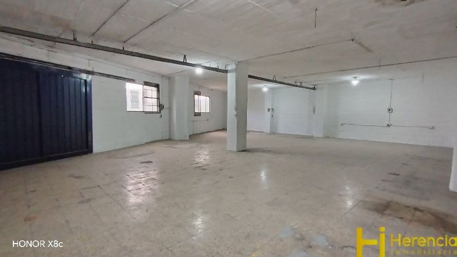 Bodega en arriendo en Trinidad, Medellín, 450 m² · foto 11 de 24