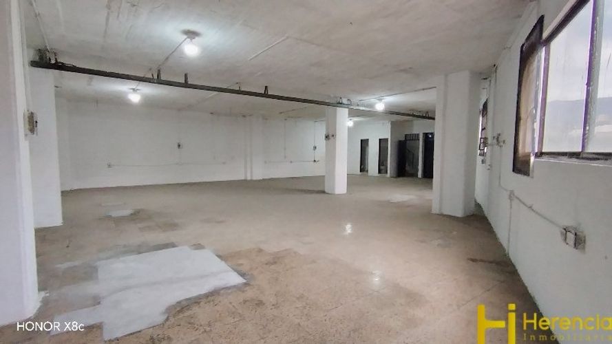 Bodega en arriendo en Trinidad, Medellín, 450 m² · foto 14 de 24
