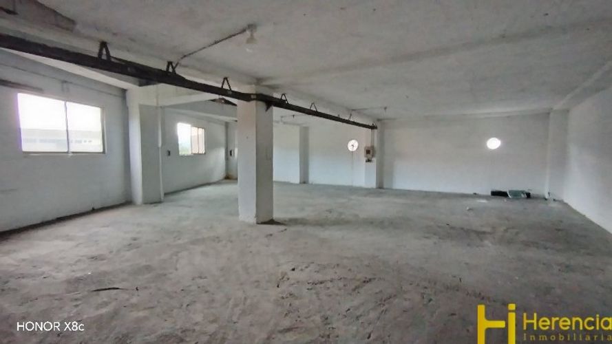 Bodega en arriendo en Trinidad, Medellín, 450 m² · foto 21 de 24