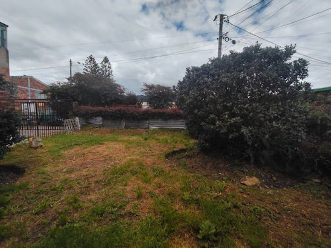 Lote en venta en Hacienda Samaria, Chía, 226 m² · foto 2 de 6