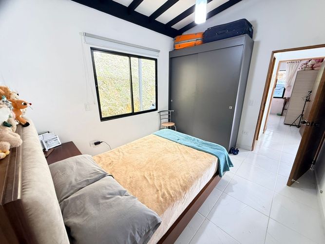 Casa de 3 alcobas en venta en Santa Ana, Rionegro, 213 m² · foto 11 de 24
