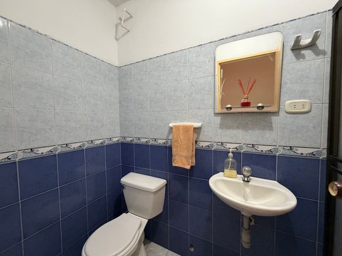 Casa de 10 alcobas en venta en Villa Del Sur, Cali, 420 m² · foto 13 de 15