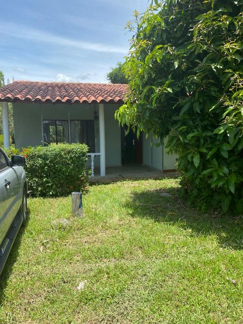 Lote en venta en Las Varas, Ricaurte, 831 m² · foto 3 de 19
