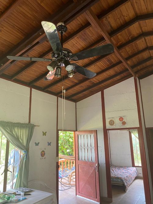 Lote en venta en Las Varas, Ricaurte, 831 m² · foto 9 de 19