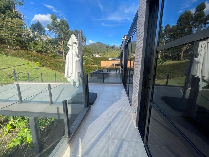 Casa de 4 alcobas en venta en La Ceja · foto 19 de 24