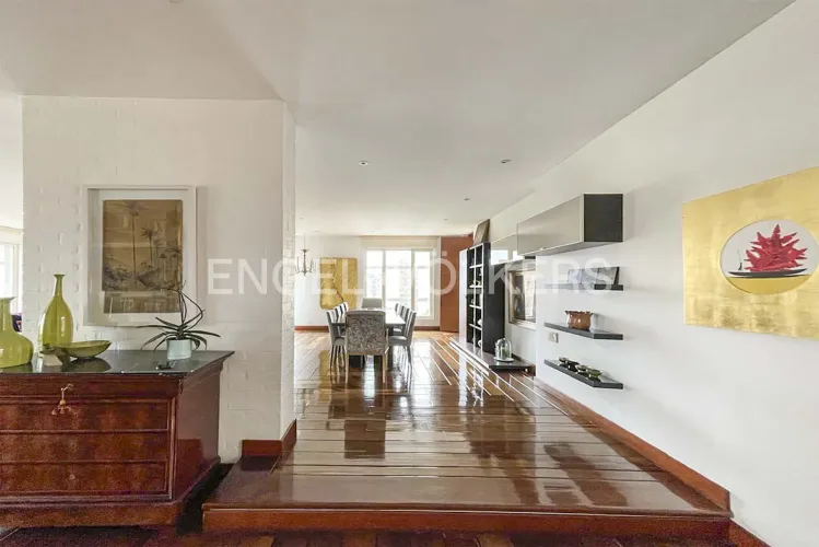 Apartamento de 3 alcobas en venta en La Cabrera, Bogotá, 440 m² · foto 6 de 17