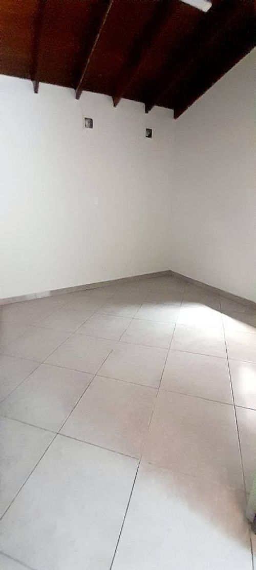 Apartamento en arriendo en La América, Medellín · foto 8 de 24