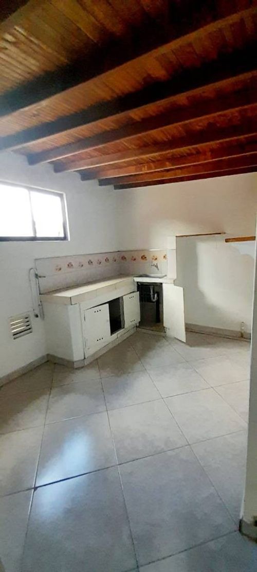 Apartamento en arriendo en La América, Medellín · foto 22 de 24
