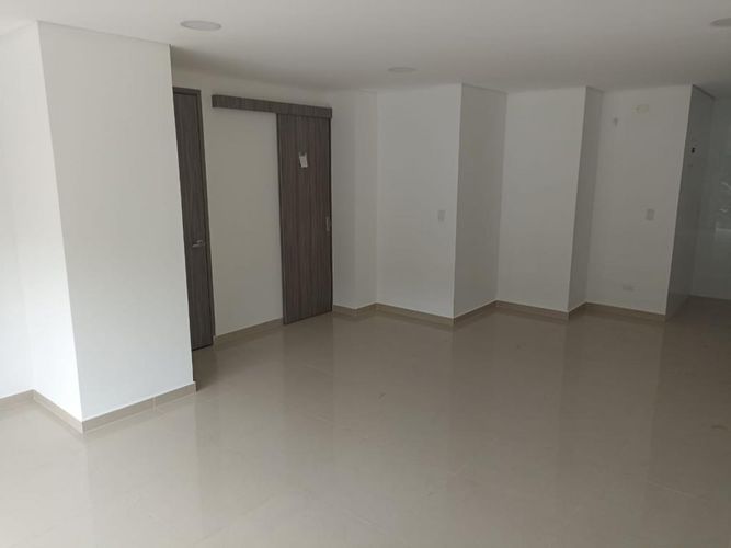 Local en arriendo en Valle Del Lili, Cali, 64 m² · foto 2 de 19