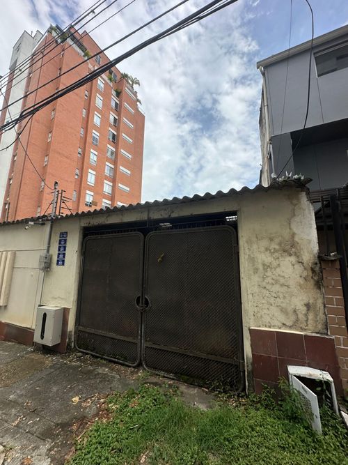 Bodega en venta en Santa Rita, Cali, 136 m² · foto 3 de 5