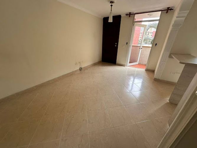 Apartamento de 3 alcobas en arriendo en Loma Del Barro, Sabaneta, 70 m² · foto 3 de 13