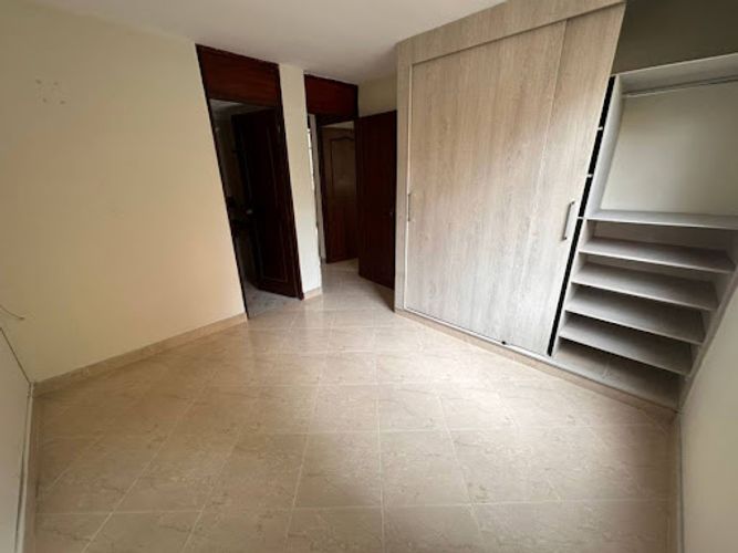 Apartamento de 3 alcobas en arriendo en Loma Del Barro, Sabaneta, 70 m² · foto 4 de 13