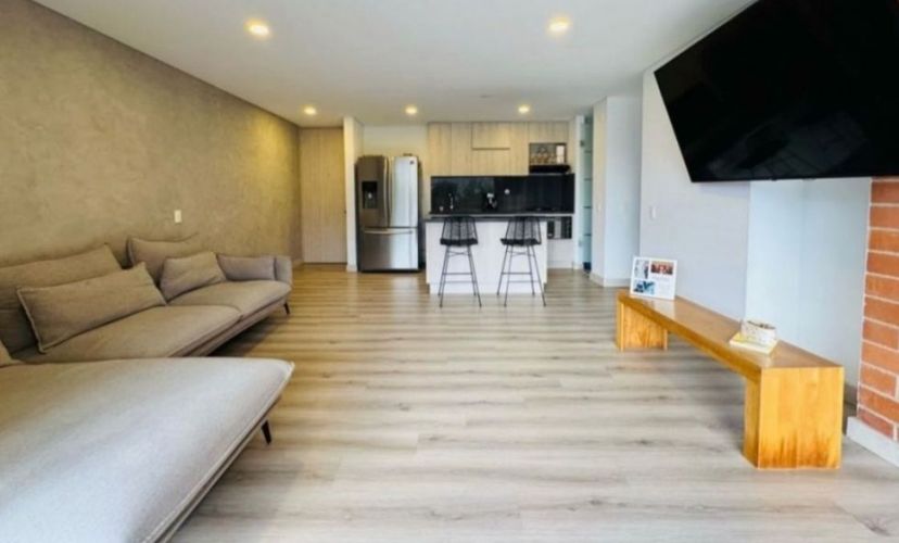 Apartamento de 2 alcobas en venta en Loma De Las Brujas, Envigado, 116 m² · foto 5 de 12