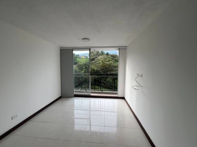 Apartamento de 3 alcobas en arriendo en Calasanz, Medellín, 55 m² · foto 4 de 11