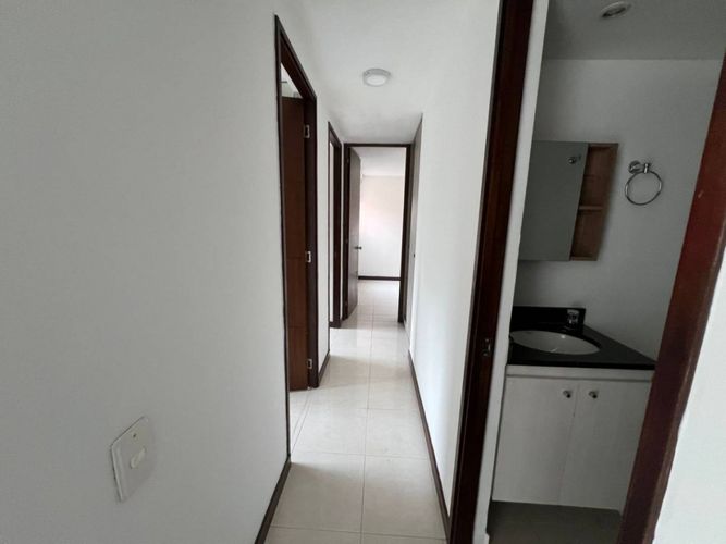Apartamento de 3 alcobas en arriendo en Calasanz, Medellín, 55 m² · foto 5 de 11