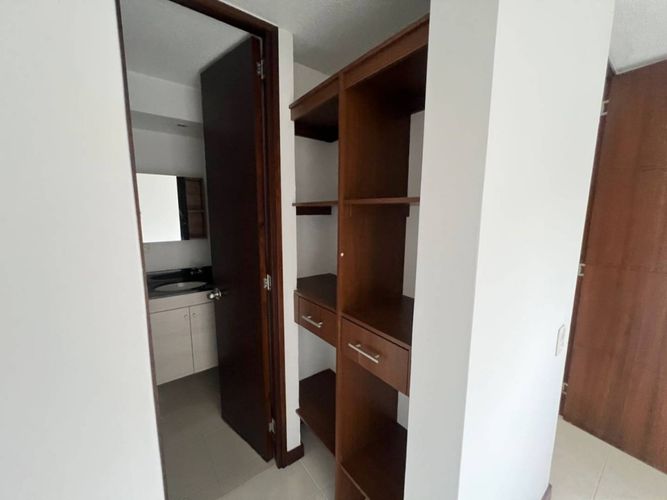 Apartamento de 3 alcobas en arriendo en Calasanz, Medellín, 55 m² · foto 10 de 11