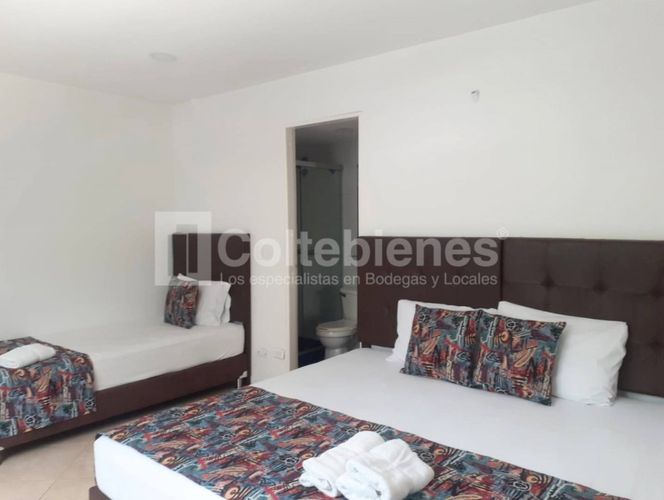 Edificio en arriendo en Laureles, Medellín, 1650 m² · foto 10 de 24