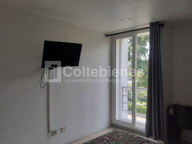Edificio en arriendo en Laureles, Medellín, 1650 m² · foto 15 de 24