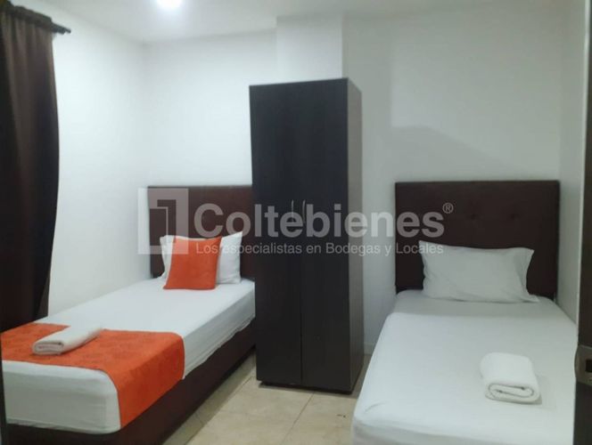 Edificio en arriendo en Laureles, Medellín, 1650 m² · foto 18 de 24