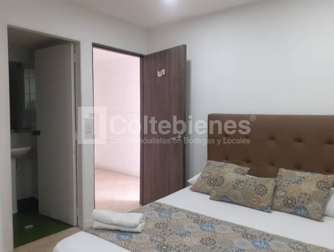 Edificio en arriendo en Laureles, Medellín, 1650 m² · foto 21 de 24
