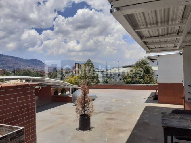 Edificio en arriendo en Laureles, Medellín, 1650 m² · foto 24 de 24