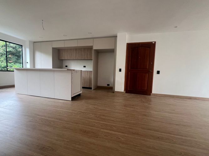 Apartamento de 3 alcobas en venta en El Poblado, Medellín, 116 m² · foto 6 de 14