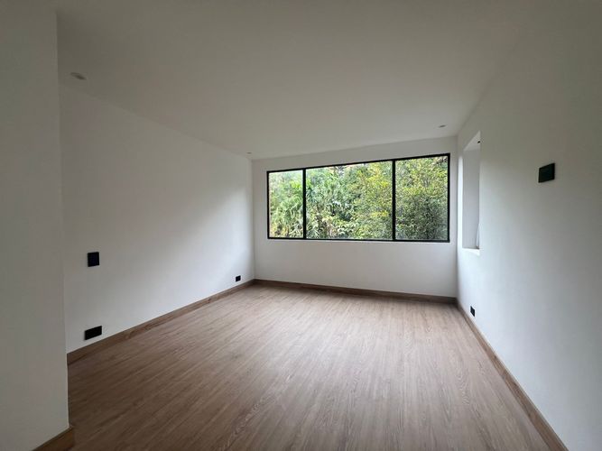 Apartamento de 3 alcobas en venta en El Poblado, Medellín, 116 m² · foto 10 de 14