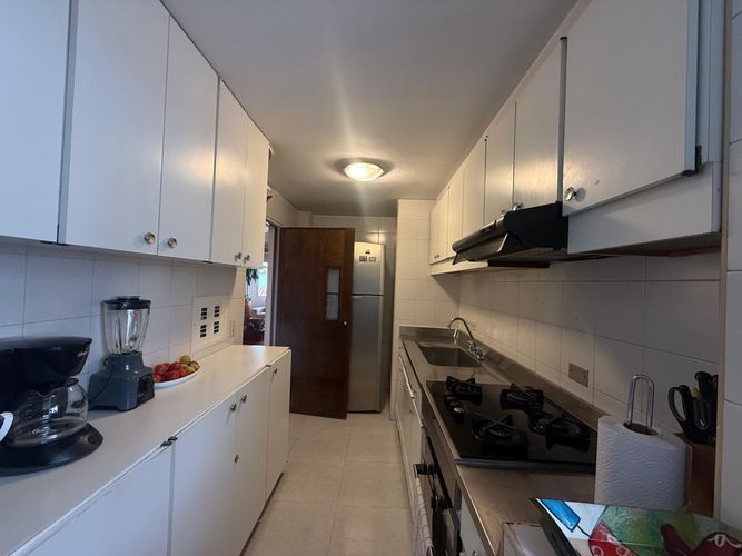 Apartamento de 2 alcobas en venta en Santa Barbara Central, Bogotá, 79 m² · foto 5 de 15