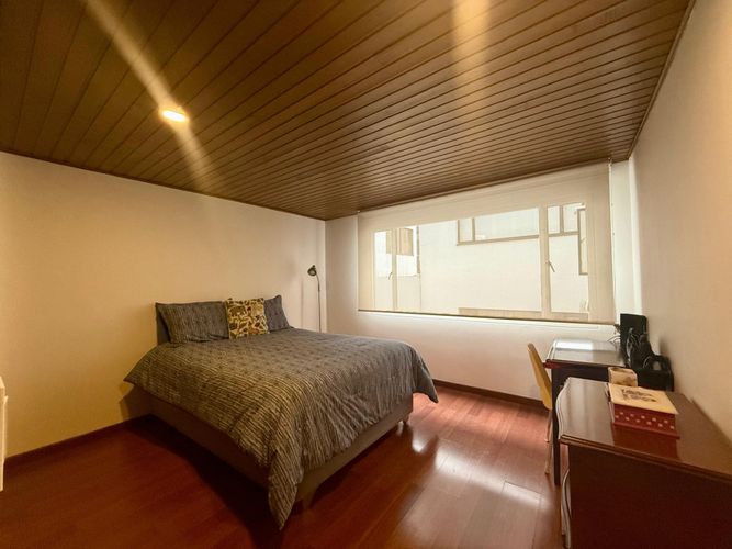 Apartamento de 2 alcobas en venta en Santa Barbara Central, Bogotá, 79 m² · foto 6 de 15