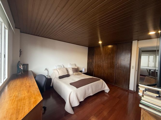 Apartamento de 2 alcobas en venta en Santa Barbara Central, Bogotá, 79 m² · foto 10 de 15