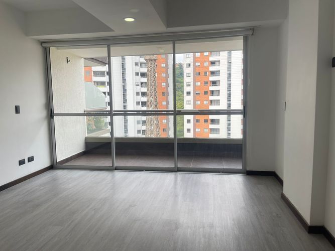 Apartamento de 3 alcobas en venta en La Barquereña, Sabaneta, 124 m² · foto 2 de 20
