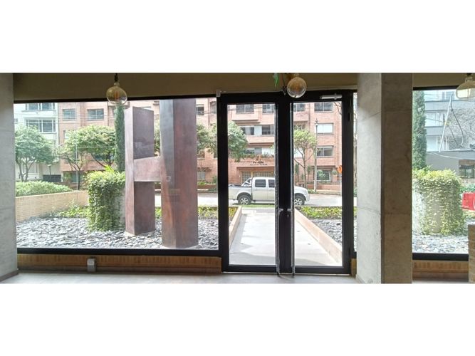 Apartaestudio en venta en Chico, Bogotá, 17 m² · foto 12 de 24