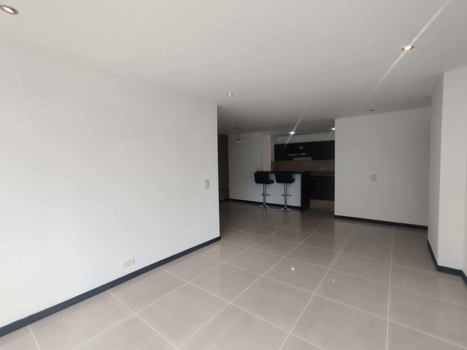 Apartamento en arriendo en El Poblado, Medellín · foto 4 de 20