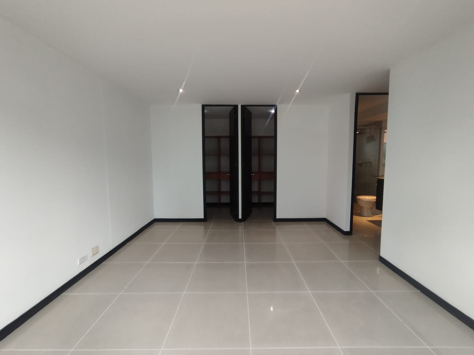 Apartamento en arriendo en El Poblado, Medellín · foto 16 de 20