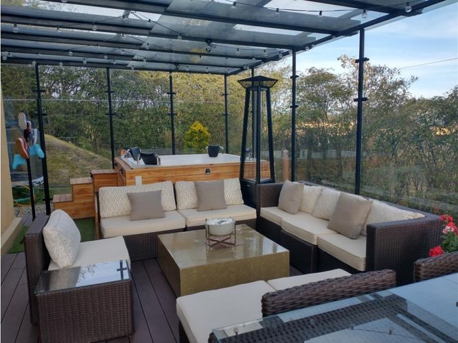 Casa de 4 alcobas en venta en Camino Al Meta, La Calera, 340 m² · foto 4 de 24