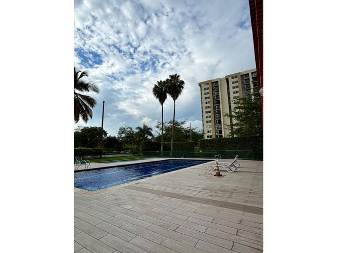 Apartamento de 2 alcobas en venta en Picaleña, Ibagué, 153 m² · foto 13 de 14