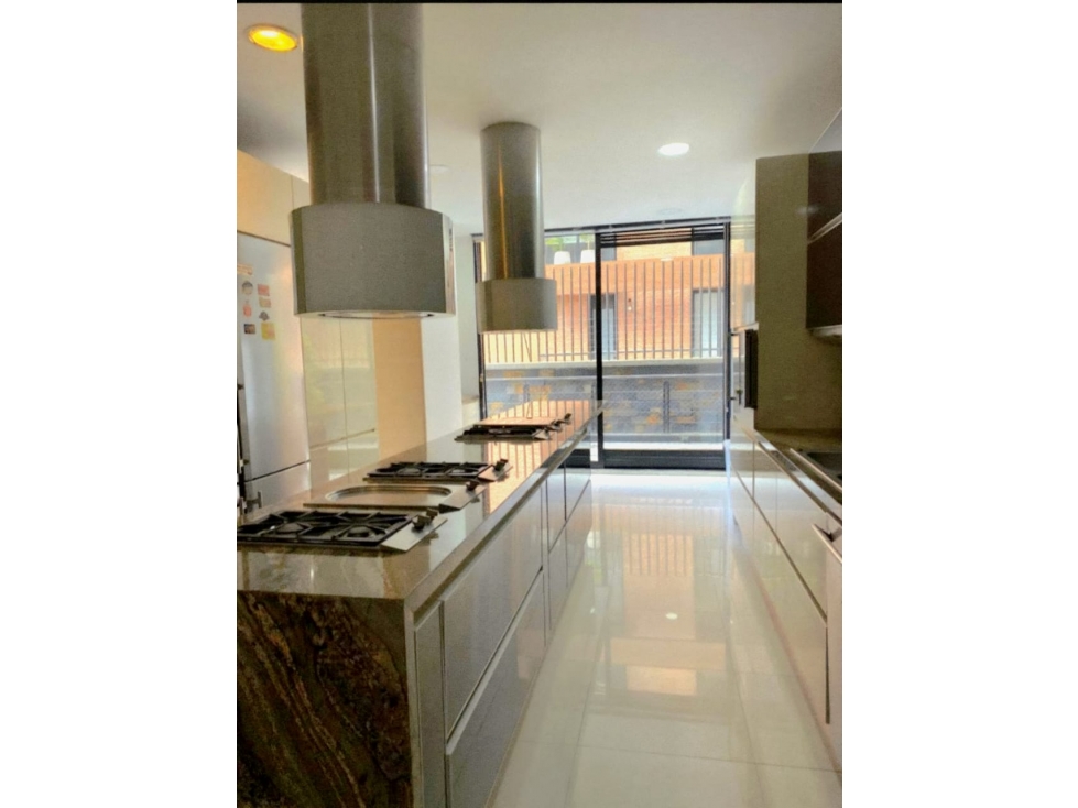 Apartamento en venta en Chico Norte, Bogotá · foto 10 de 15