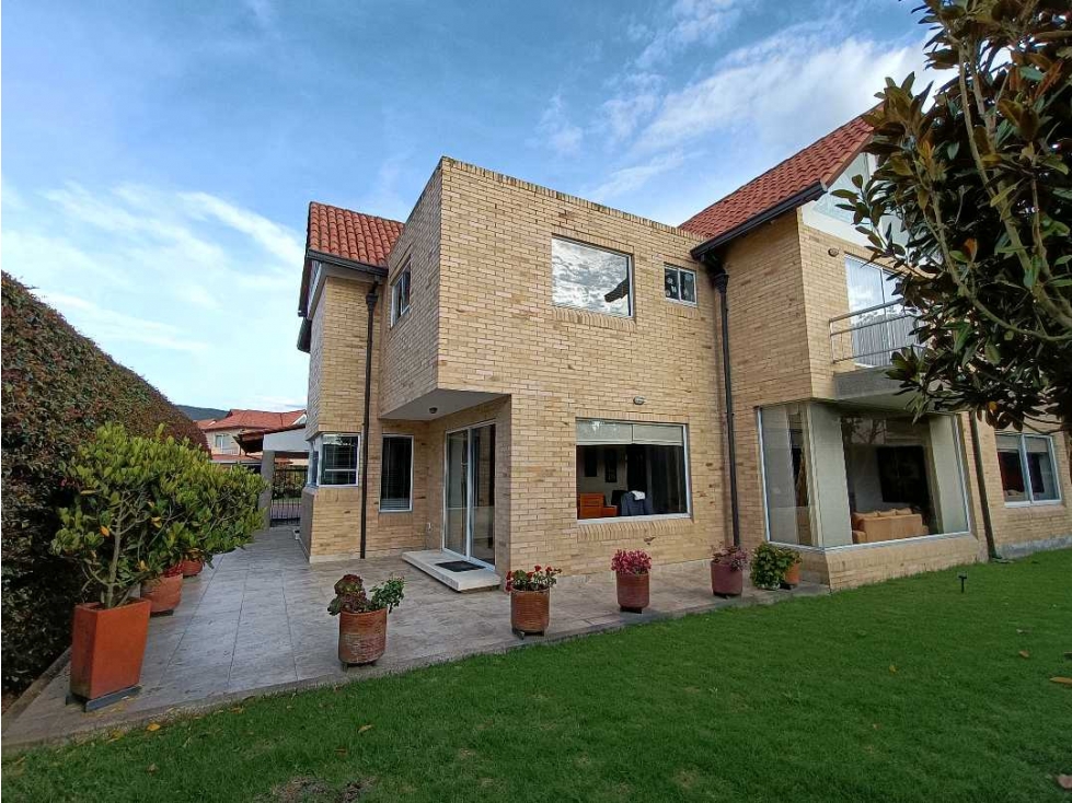 Casa en venta en Cr. Caminos De Chunugua, Cajicá · foto 2 de 24