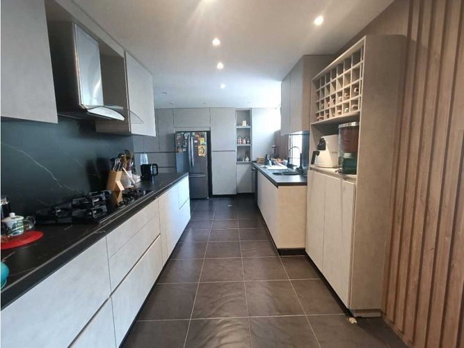 Apartamento de 2 alcobas en venta en Bellavista, Bogotá, 185 m² · foto 15 de 24