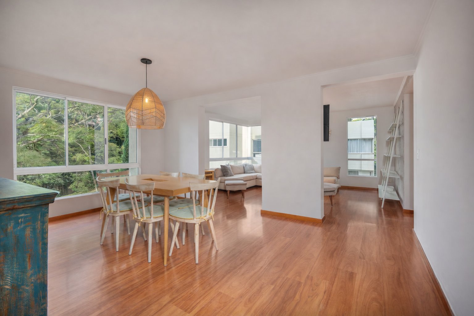 Apartamento en venta en El Poblado, Medellín · foto 3 de 14