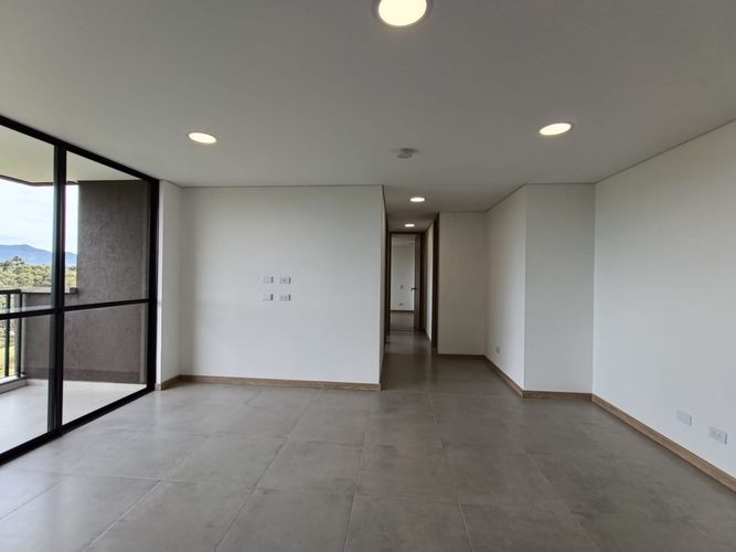 Apartamento de 3 alcobas en arriendo en Rionegro, 87 m² · foto 5 de 15