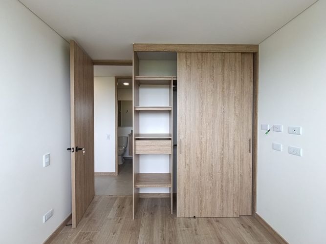 Apartamento de 3 alcobas en arriendo en Rionegro, 87 m² · foto 9 de 15