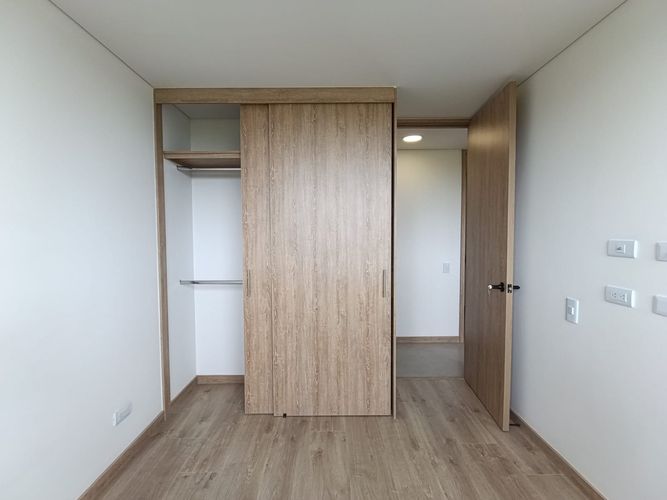 Apartamento de 3 alcobas en arriendo en Rionegro, 87 m² · foto 10 de 15