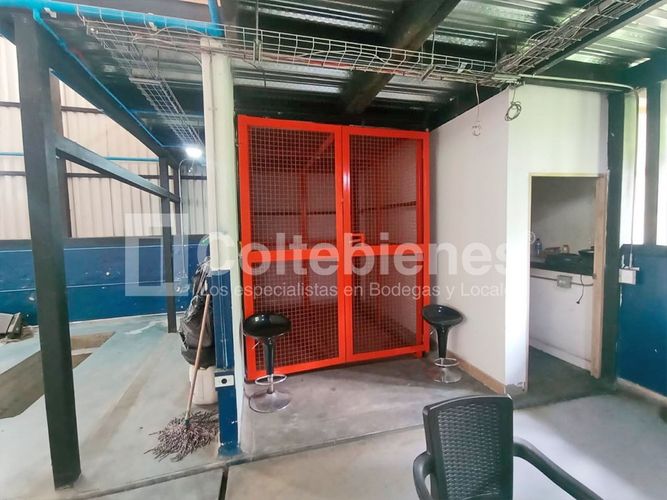 Local en arriendo en Actividad Multiple, Copacabana, 1237 m² · foto 4 de 20