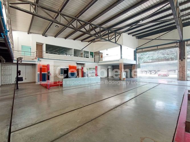 Local en arriendo en Actividad Multiple, Copacabana, 1237 m² · foto 7 de 20