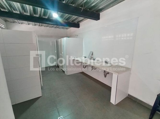 Local en arriendo en Actividad Multiple, Copacabana, 1237 m² · foto 12 de 20