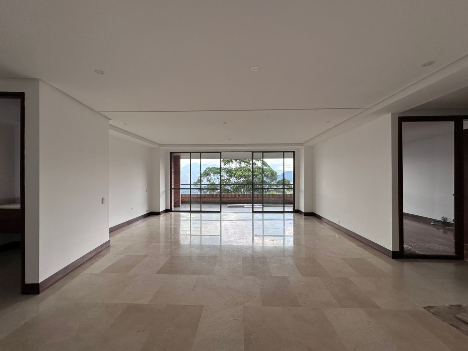 Apartamento en arriendo en El Poblado, Medellín · foto 4 de 20